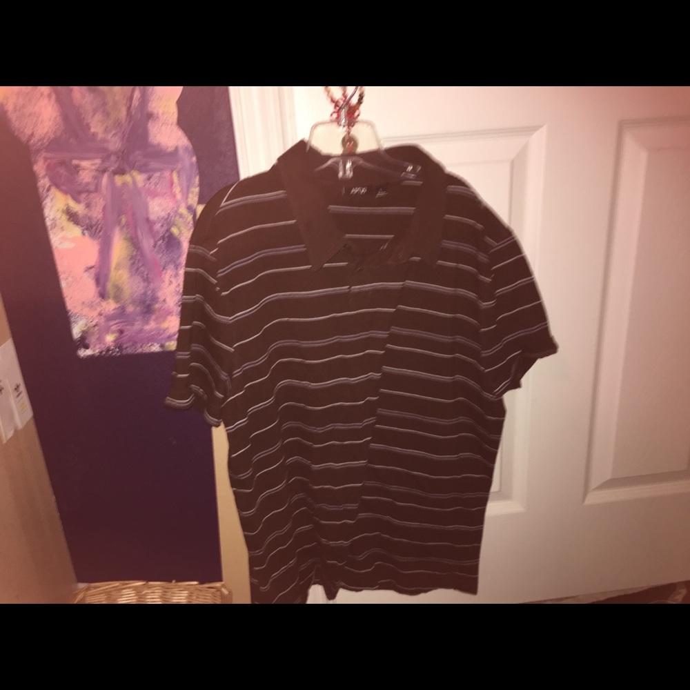 Apt 9 brown polo with accents of blue size L